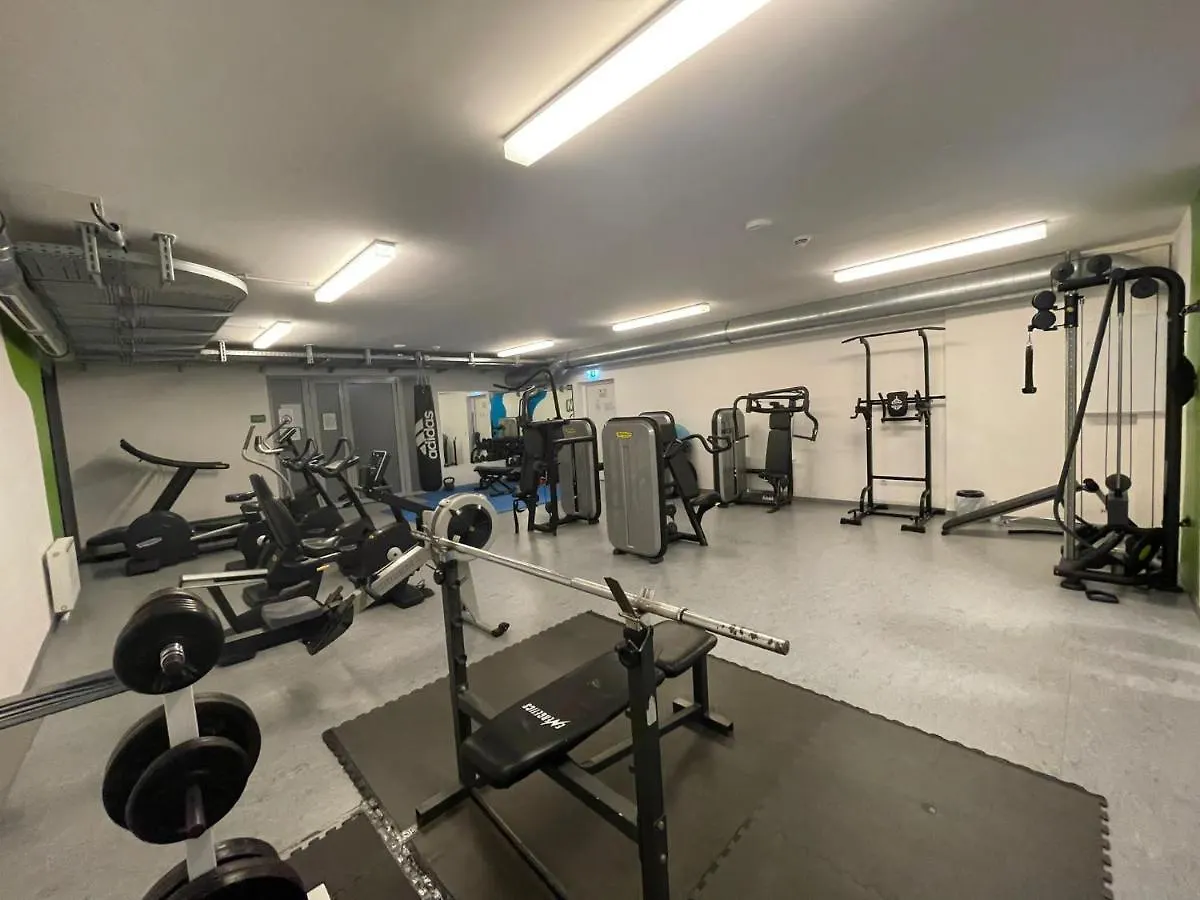 Restify10 - Skyline View - Fitness - Garge - Modern Apartment Vienna Austria