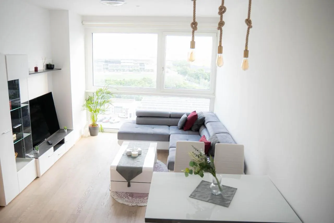 Restify10 - Skyline View - Fitness - Garge - Modern Apartment Vienna